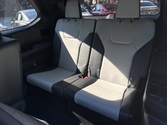 Certified 2025 Lexus TX 500h AWD w/ Technology Package image 24