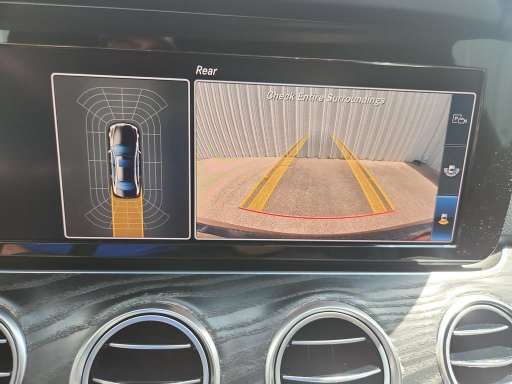 Used 2018 Mercedes-Benz E 300 image 21