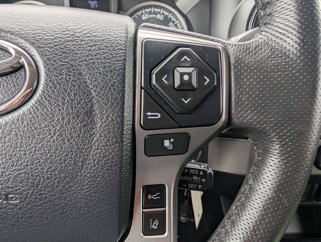 Used 2018 Toyota Tacoma SR5 image 22
