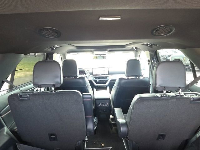 Certified 2025 Ford Explorer ST image 13