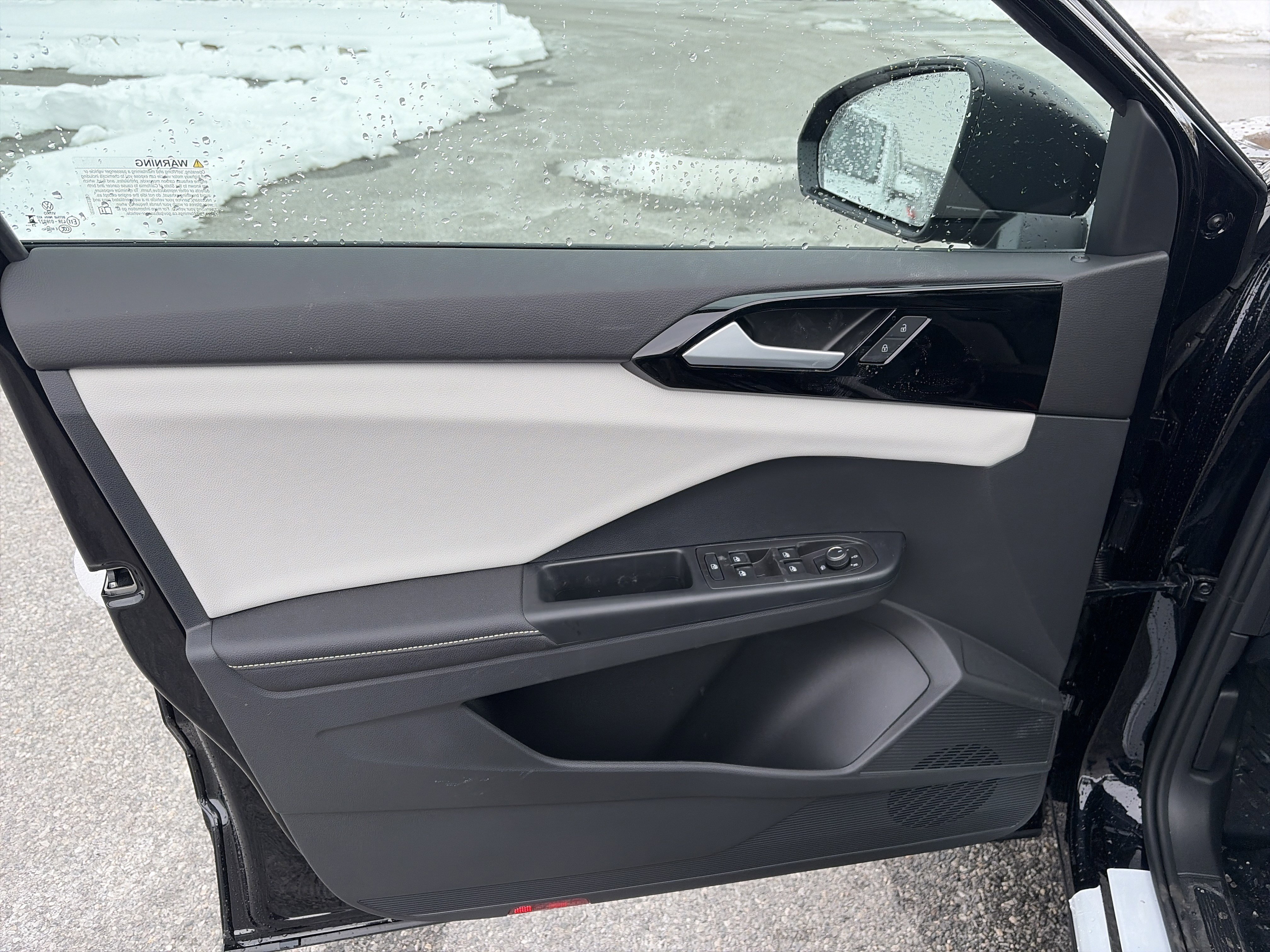 New 2026 Volkswagen Taos S image 8