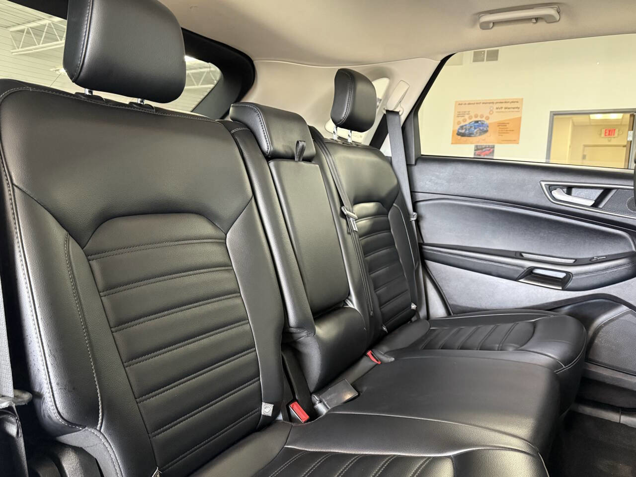 Used 2022 Ford Edge SEL image 18