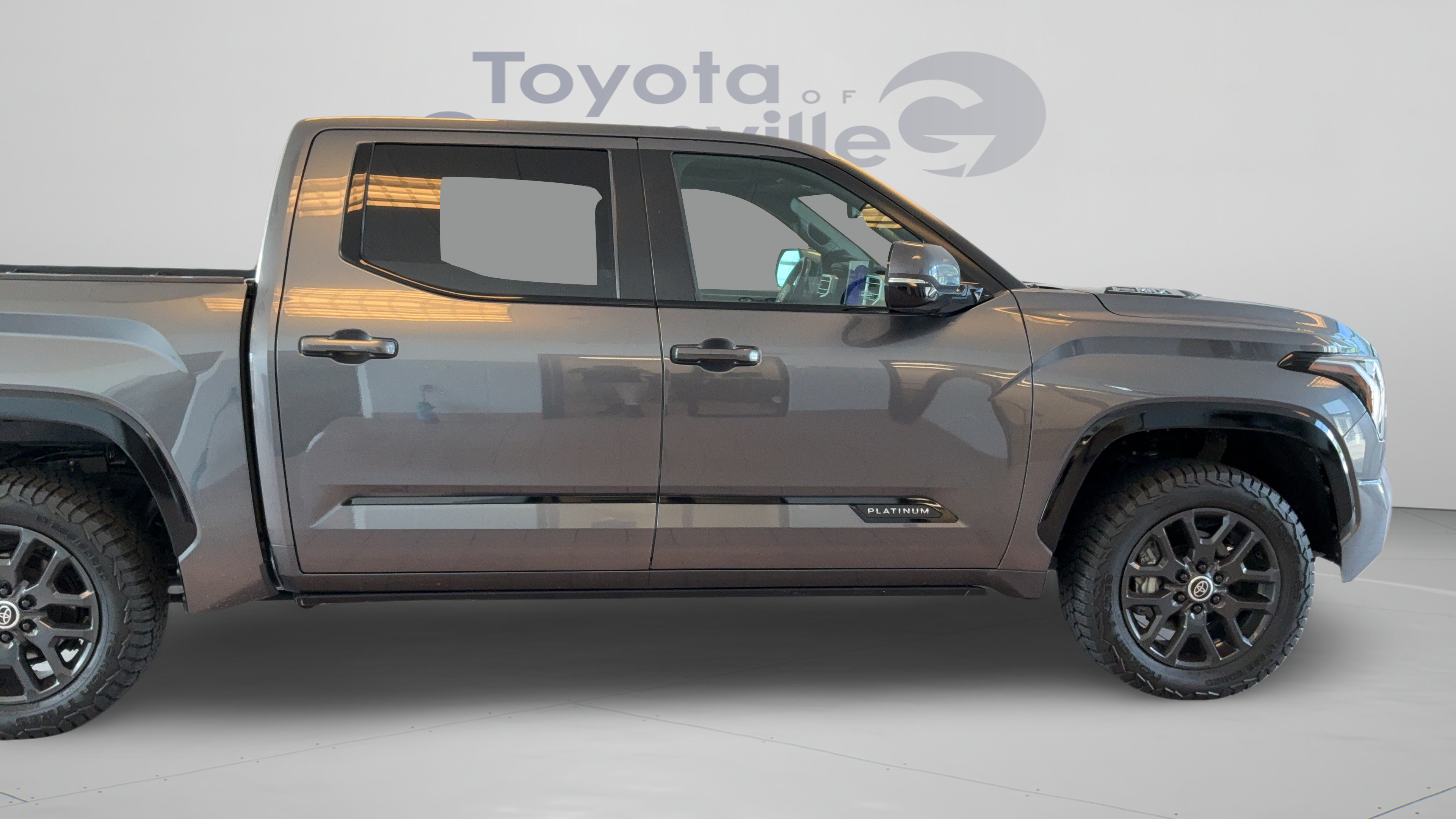 Used 2024 Toyota Tundra Platinum AWD/4WD image 50