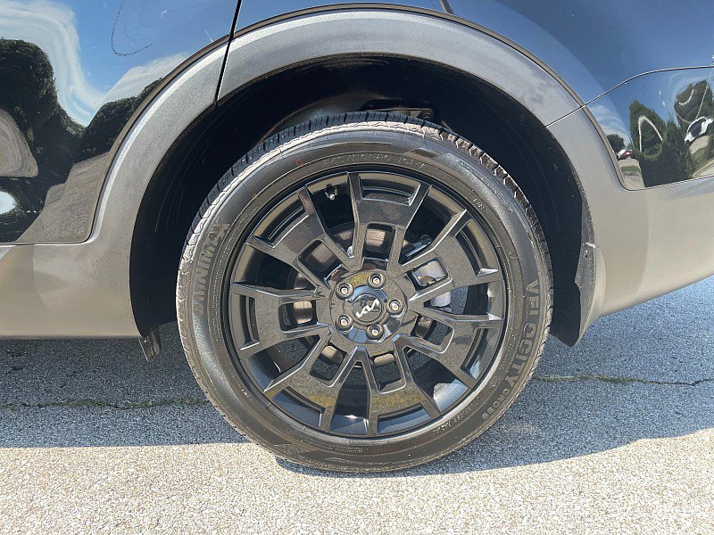 Used 2022 Kia Telluride SX w/ SX Prestige Package image 38