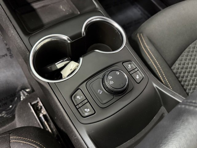 Used 2018 GMC Terrain SLE w/ Driver Convenience Package image 15