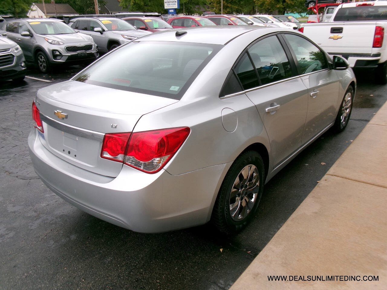 Used 2013 Chevrolet Cruze LT FWD image 3