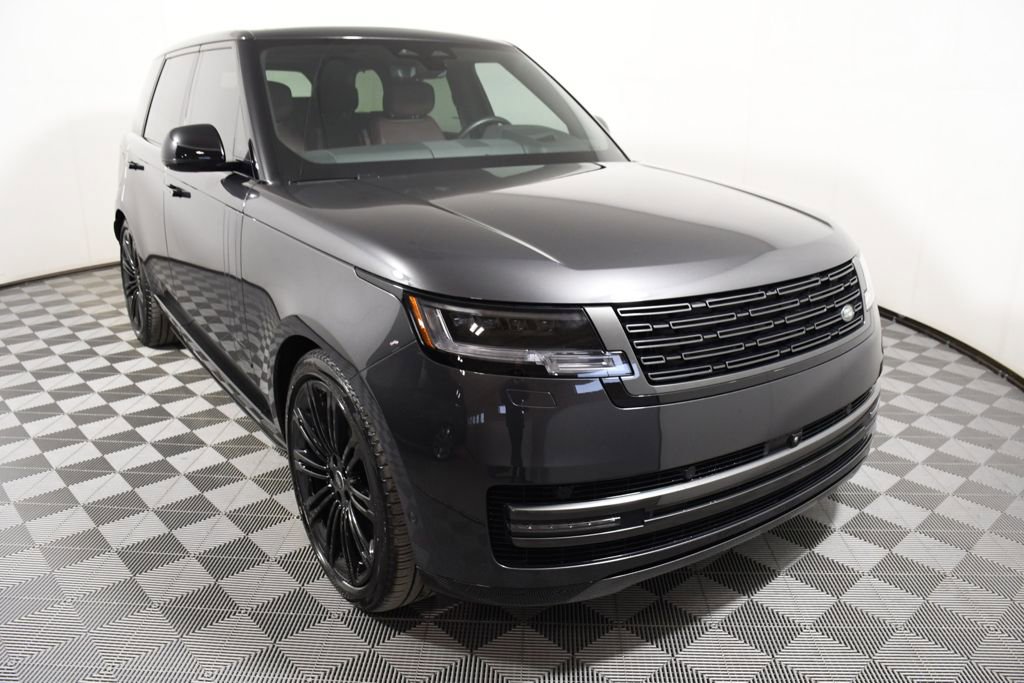 Used 2024 Land Rover Range Rover Autobiography image 9