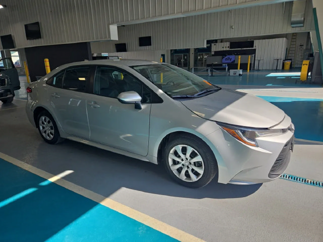 Used 2024 Toyota Corolla LE FWD image 6