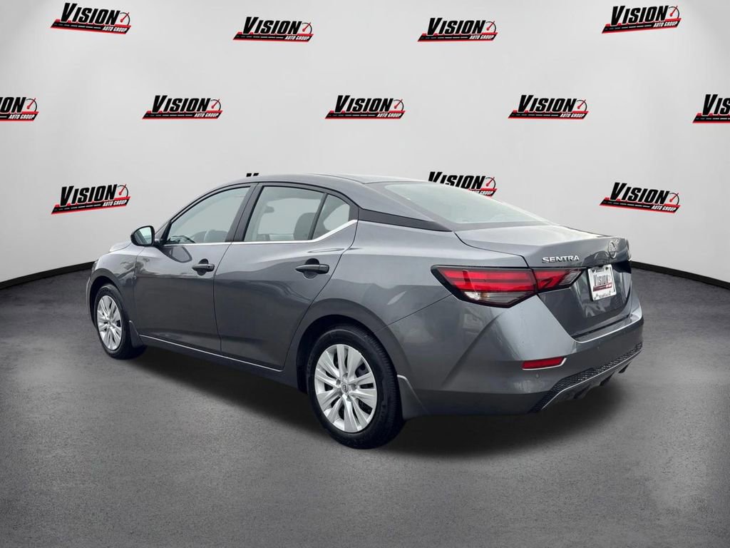 Used 2025 Nissan Sentra S image 7