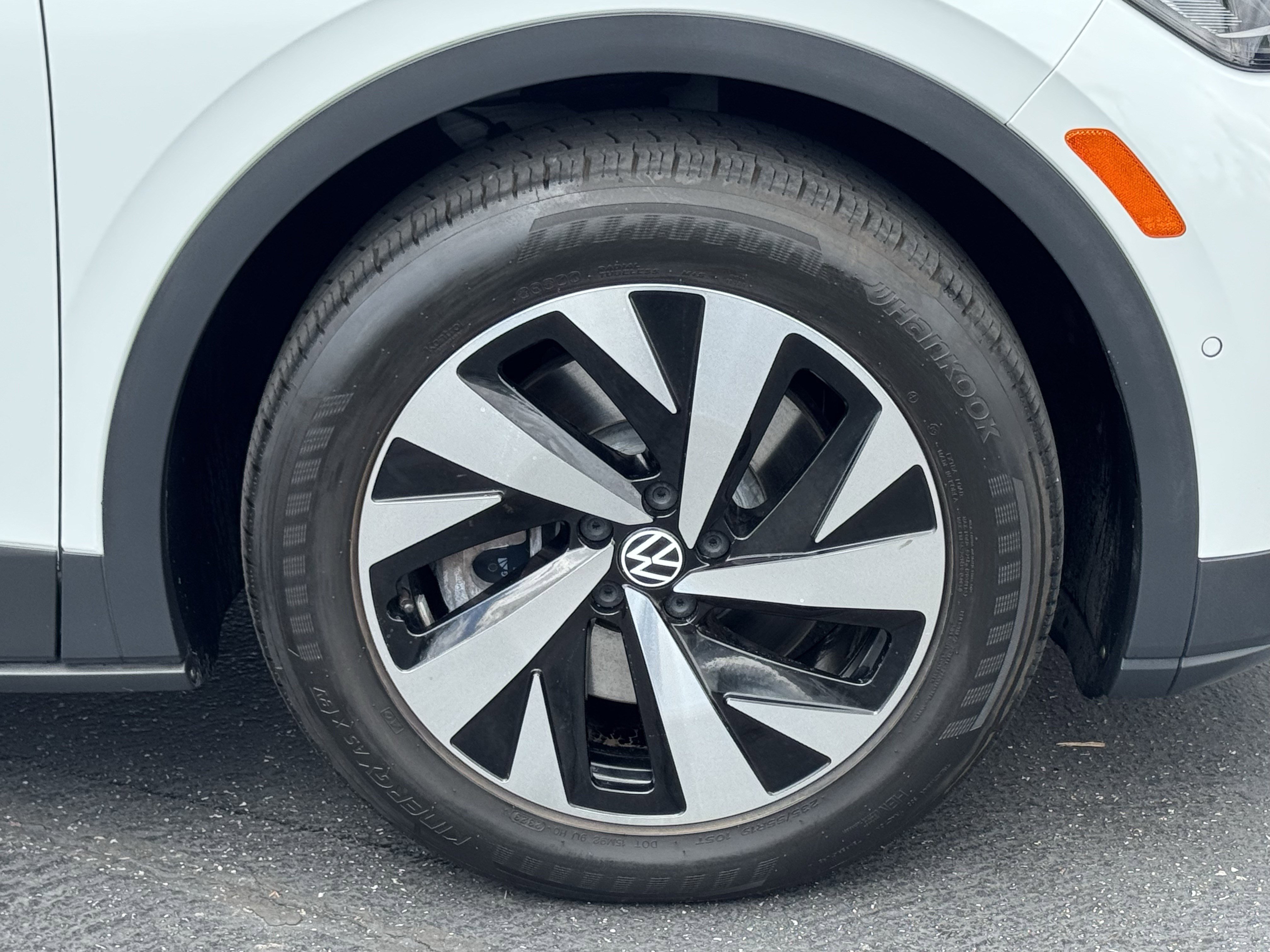 Used 2024 Volkswagen ID.4 2WD image 12