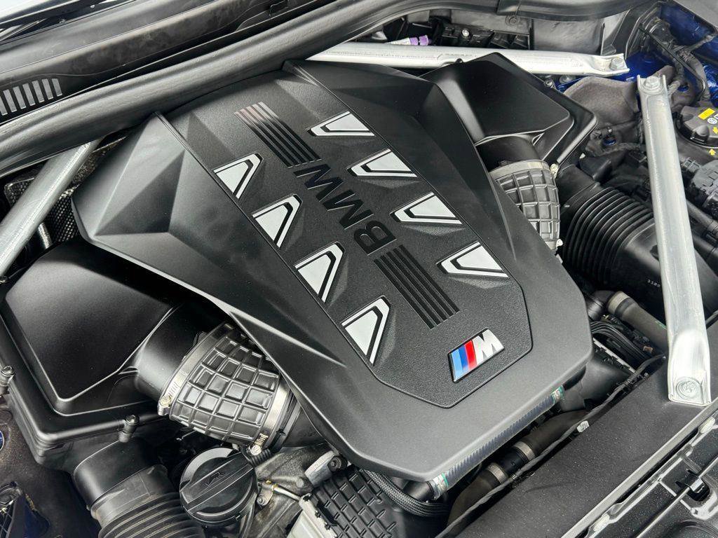 Used 2023 BMW X7 M60i w/ Executive Package image 54