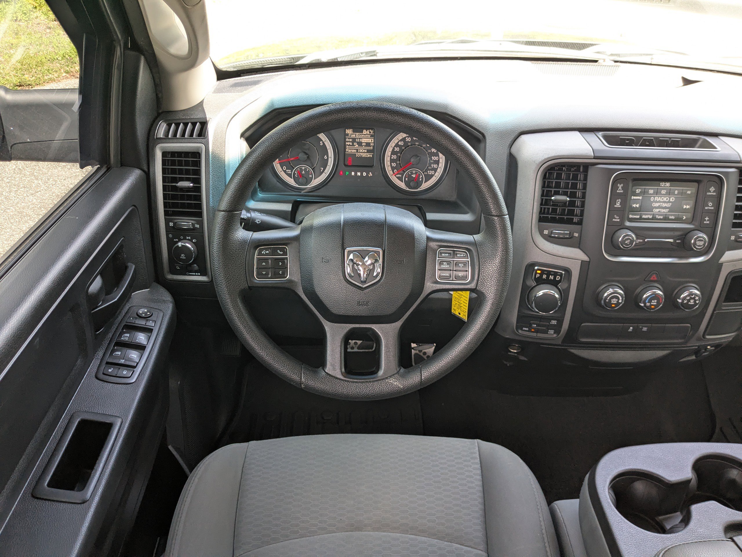 Certified 2017 RAM 1500 Express AWD/4WD image 15