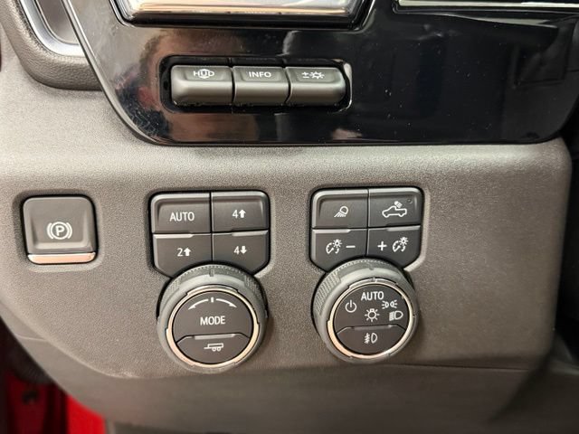 Certified 2024 Chevrolet Silverado 1500 High Country w/ High Country Premium Package AWD/4WD image 17