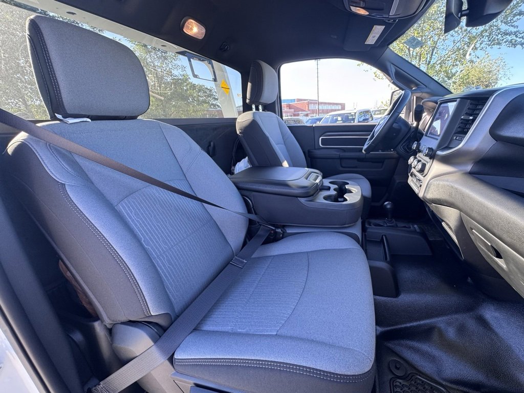 New 2024 RAM 4500 SLT w/ Quick Order Package 2YG SLT image 17