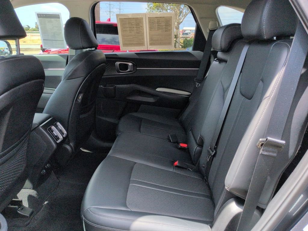 Certified 2021 Kia Sorento S FWD image 26