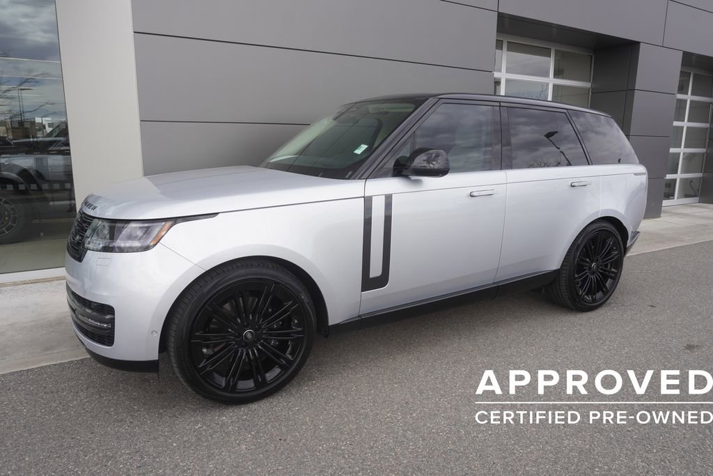 Used 2024 Land Rover Range Rover SE image 3