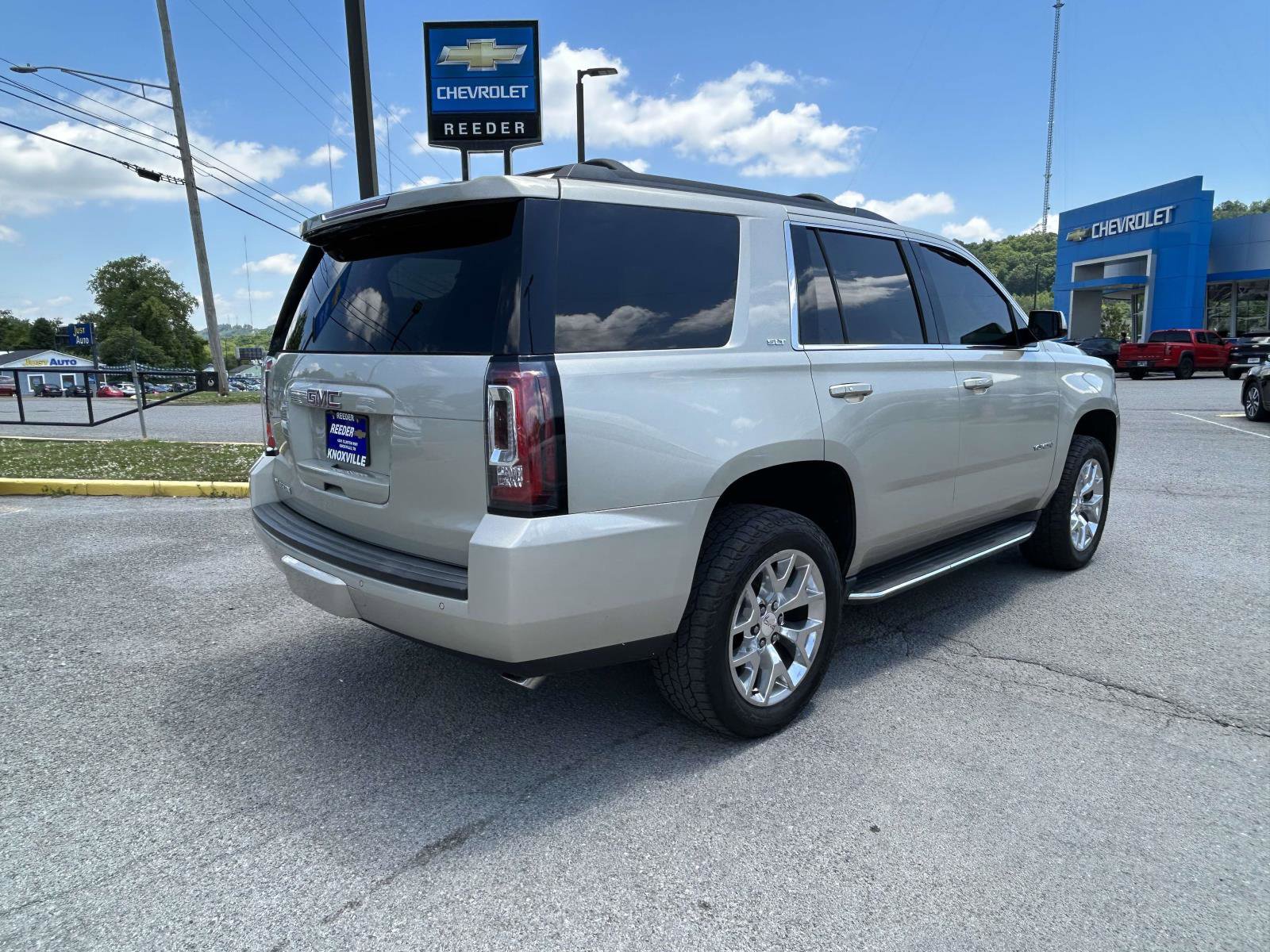 Used 2016 GMC Yukon SLT w/ Open Road Package RWD image 3
