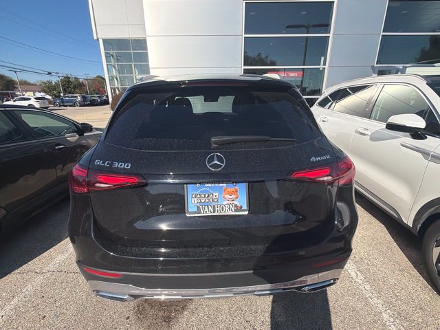 Used 2023 Mercedes-Benz GLC 300 4MATIC image 6