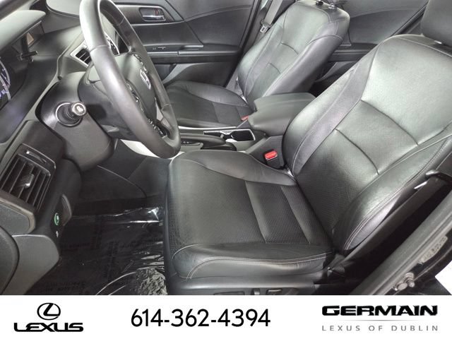 Used 2013 Honda Accord Touring image 18