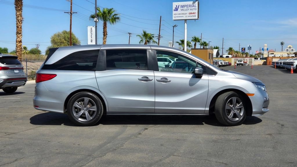 Used 2023 Honda Odyssey EX image 3