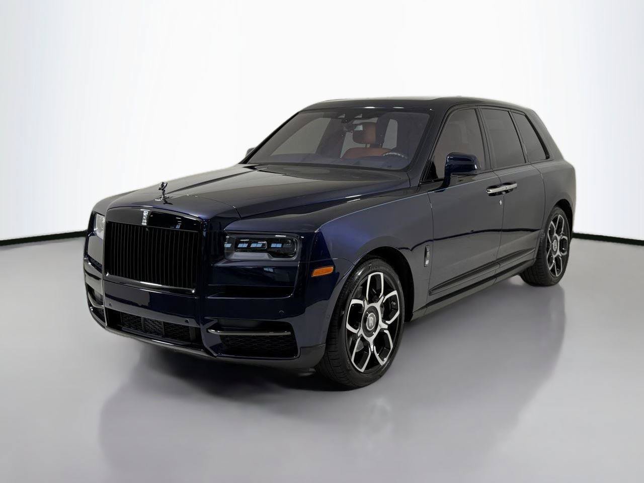 Used 2022 Rolls-Royce Cullinan Black Badge w/ Dark Exterior Package AWD/4WD image 10