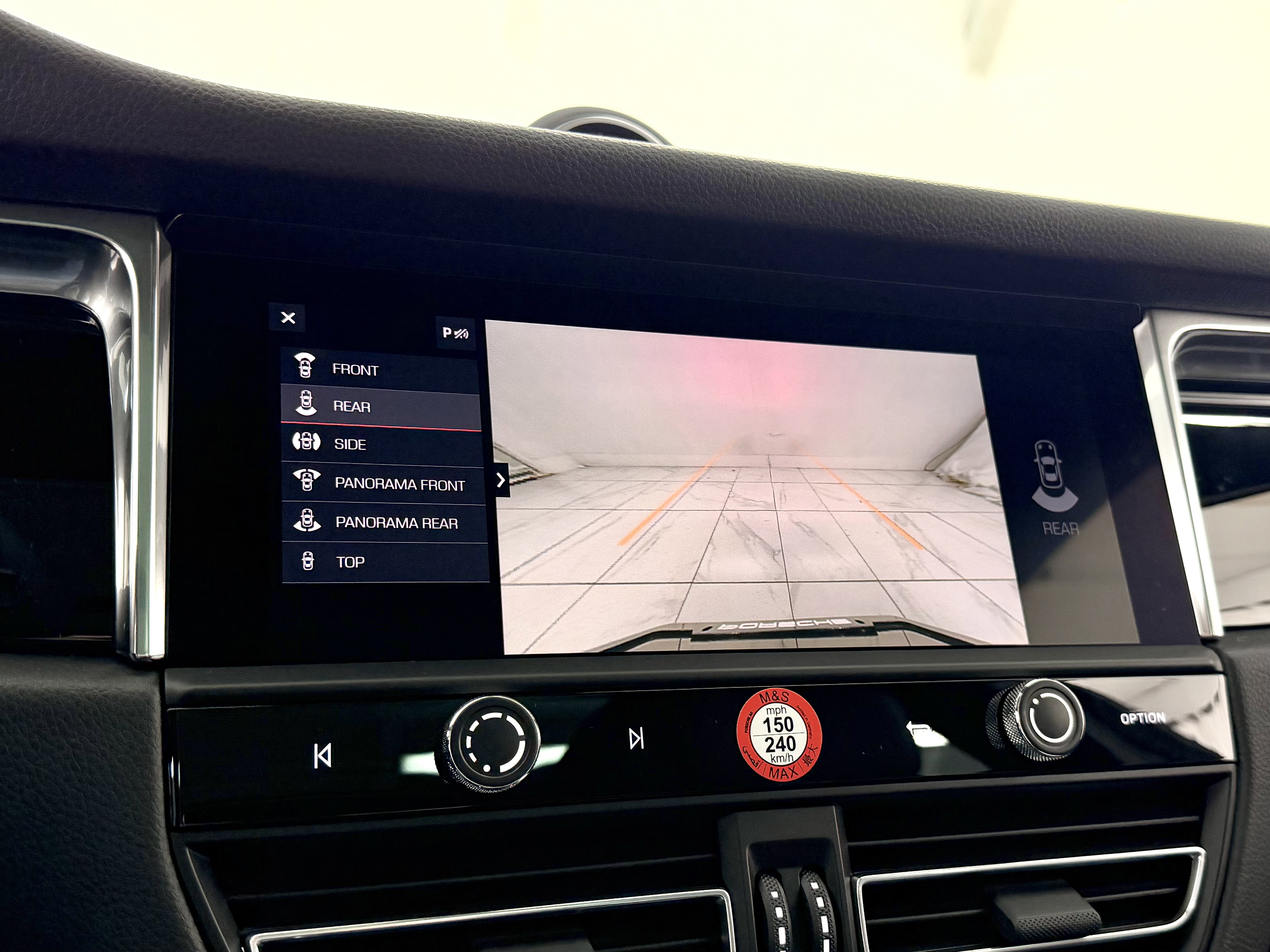 New 2026 Porsche Macan image 43