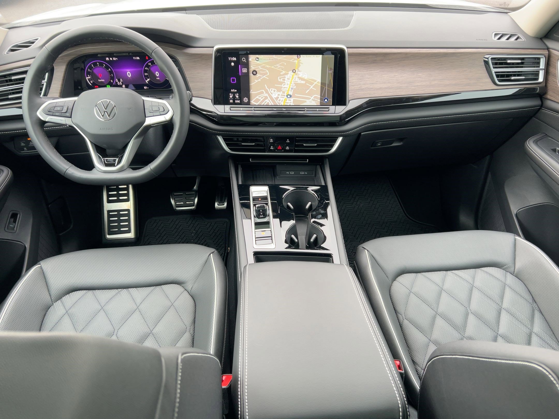 New 2026 Volkswagen Atlas SEL Premium R-Line image 16