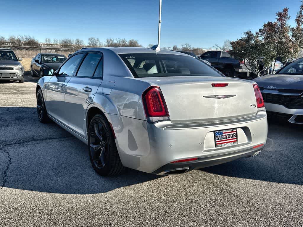 Used 2023 Chrysler 300 S image 4