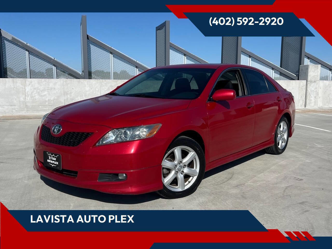 Used 2009 Toyota Camry SE FWD image 1