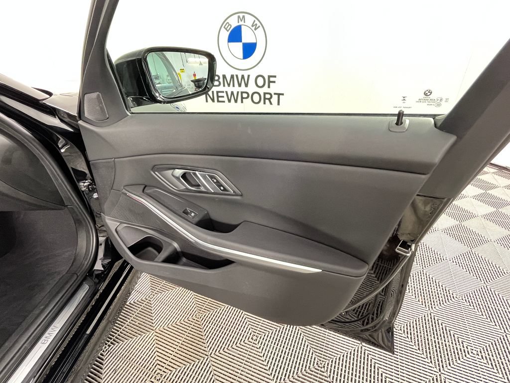 Certified 2023 BMW 330i xDrive Sedan w/ Driving Assistance Package AWD/4WD image 21