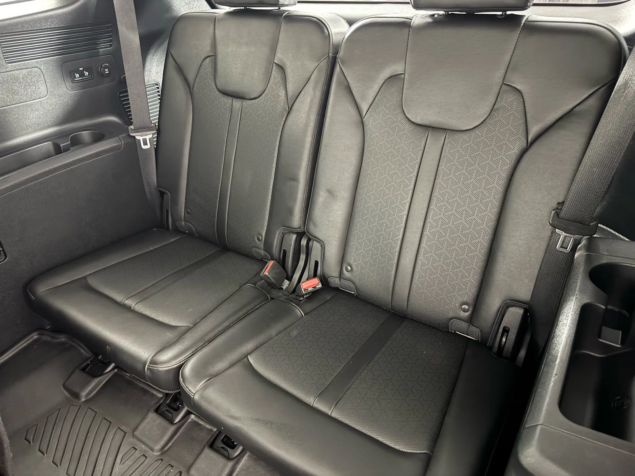 Used 2022 Kia Sorento SX image 41