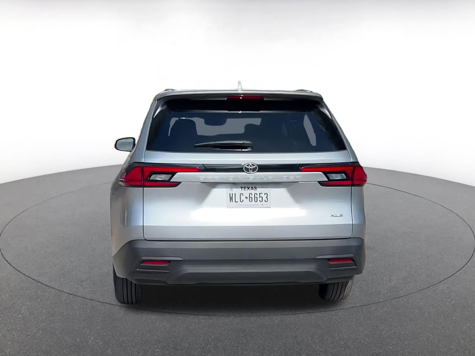 Used 2025 Toyota Grand Highlander FWD image 12