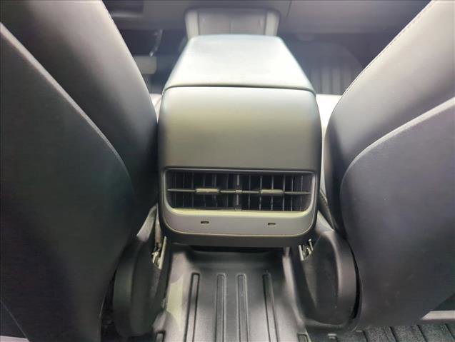 Used 2023 Tesla Model 3 Standard Range RWD image 19