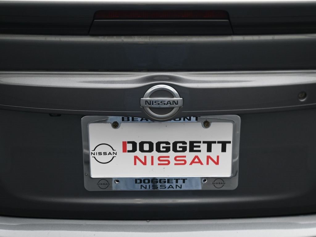 Used 2019 Nissan Versa SV image 10