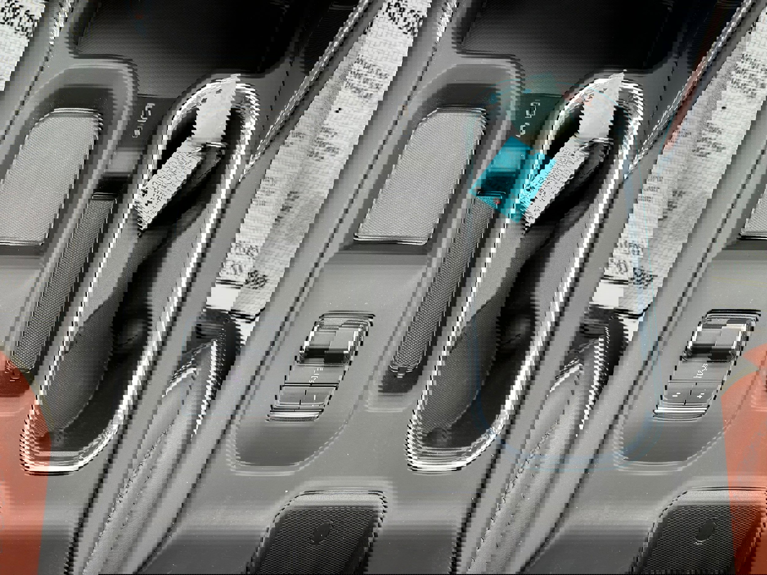 Used 2024 GMC Sierra 2500 Denali Ultimate image 6