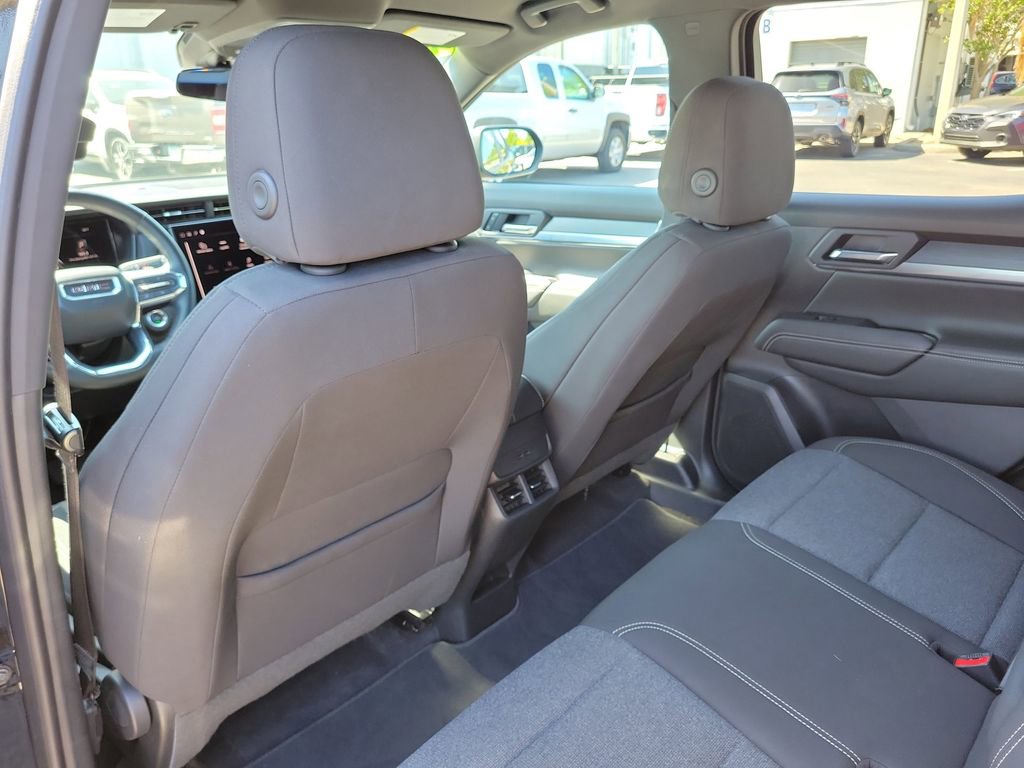 Used 2025 GMC Terrain Elevation AWD/4WD image 11