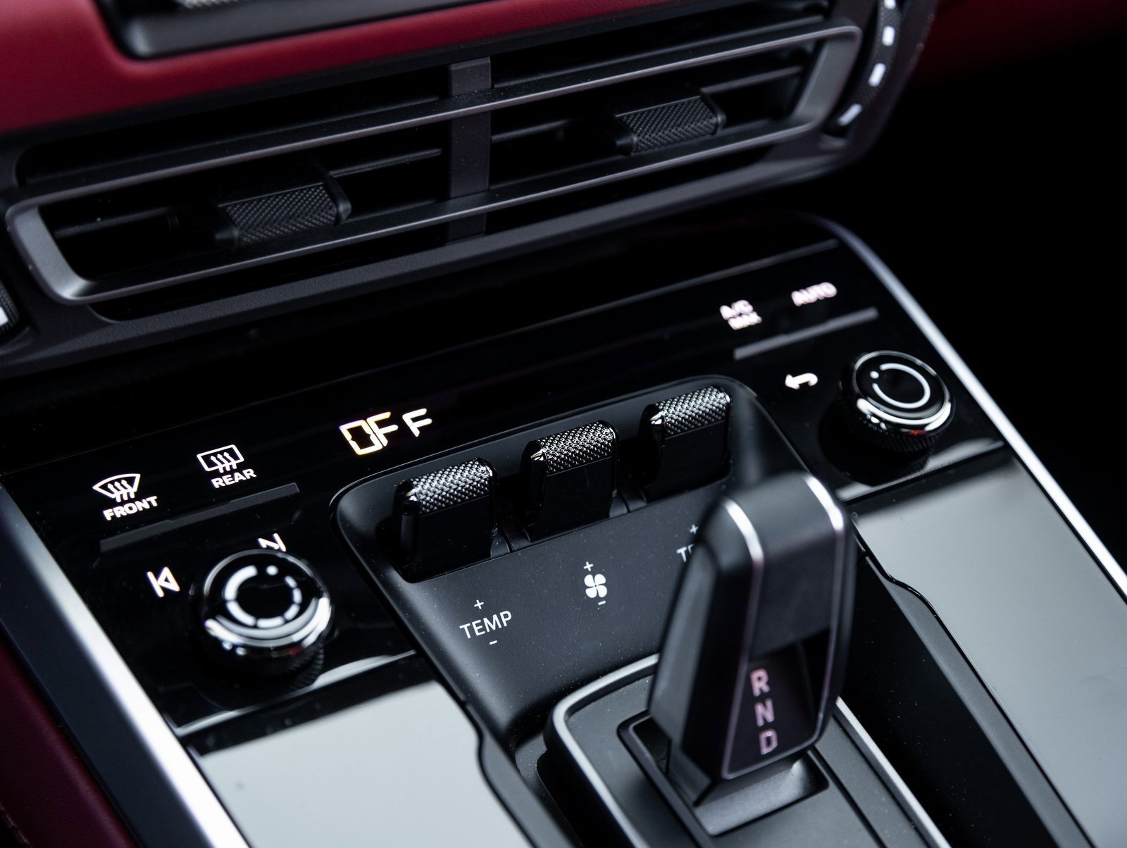 Certified 2024 Porsche 911 Turbo S image 29