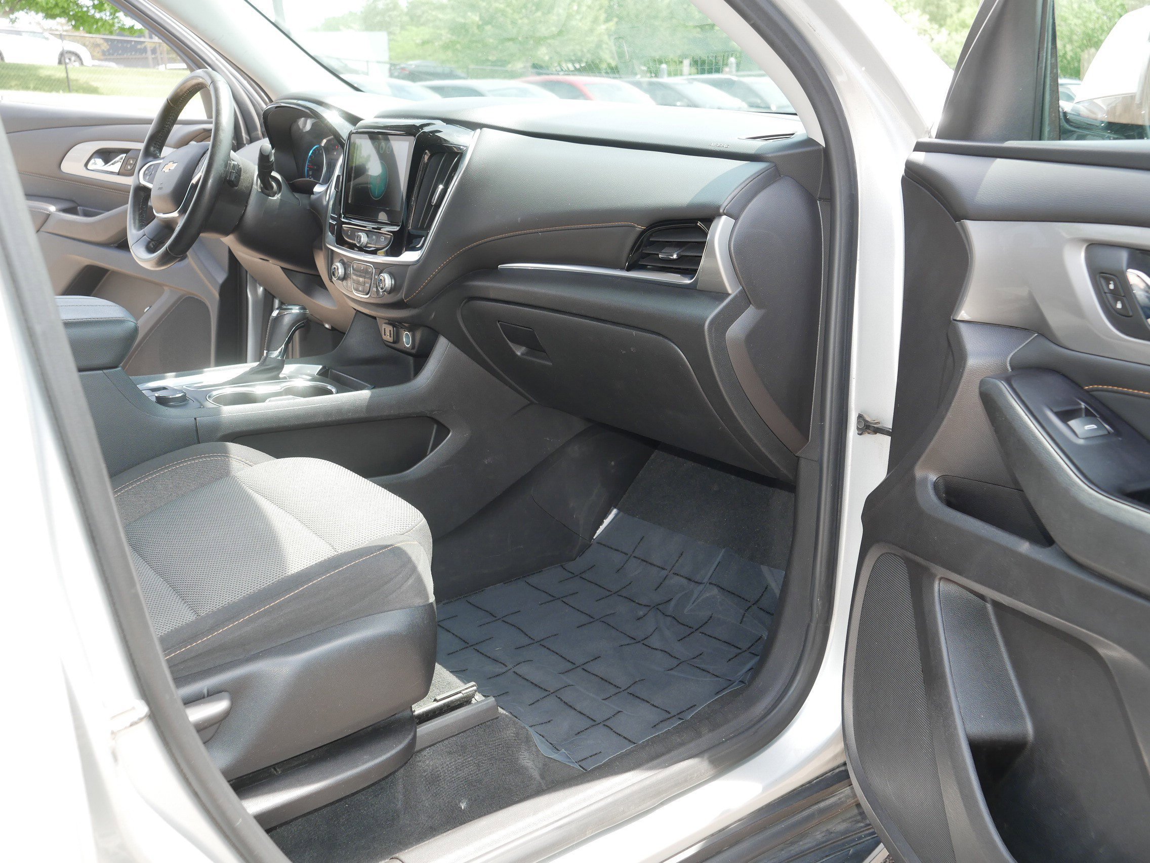 Used 2019 Chevrolet Traverse LT AWD/4WD image 20