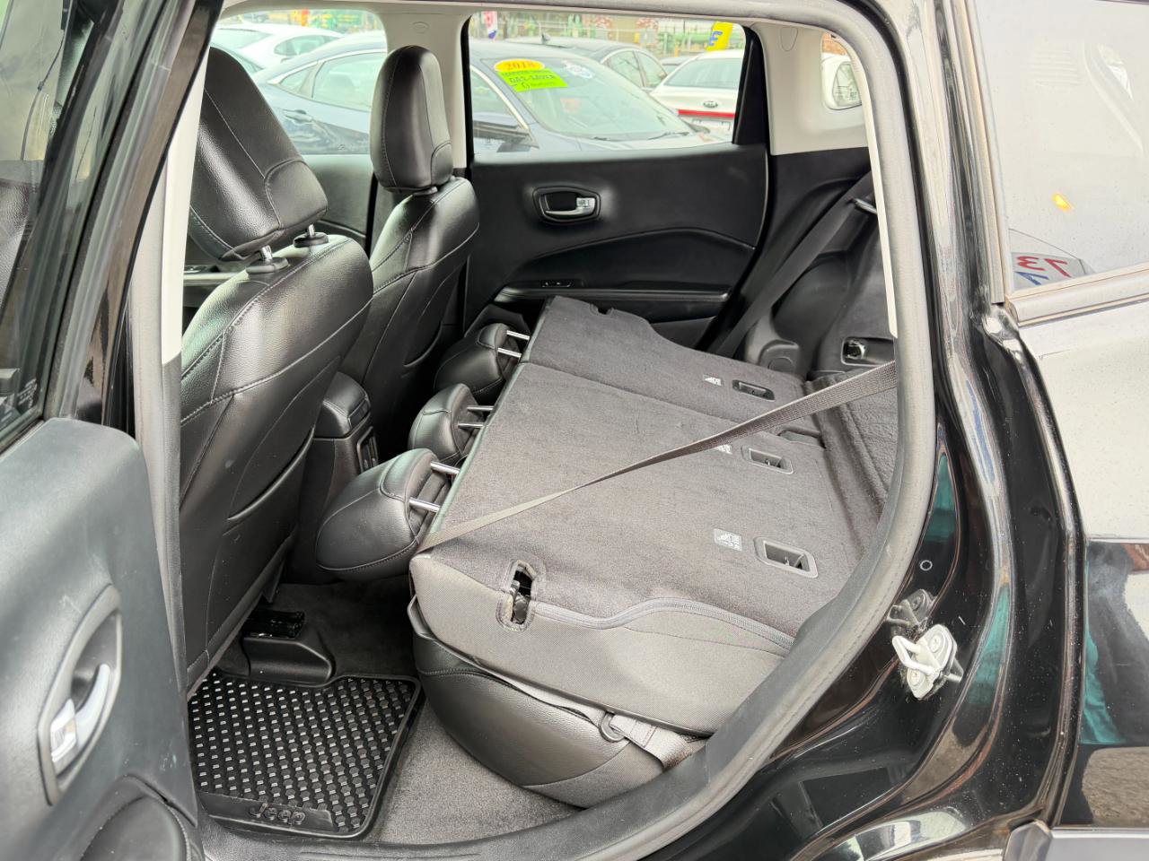 Used 2019 Jeep Compass Latitude image 34