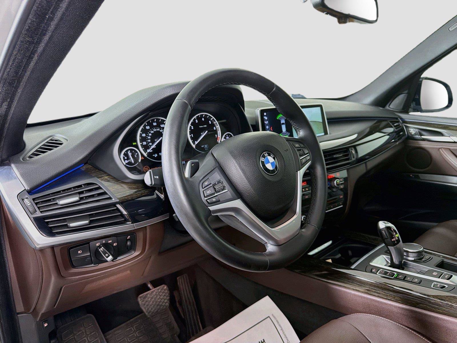 Used 2018 BMW X5 xDrive40e AWD/4WD image 9