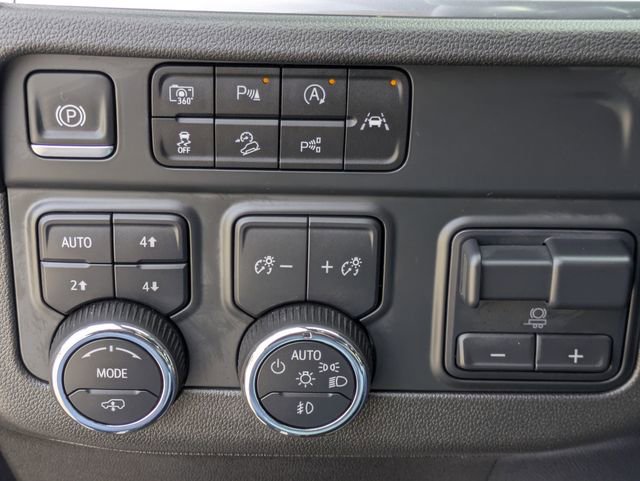 Used 2025 Chevrolet Tahoe Z71 w/ Z71 Off-Road Package image 24