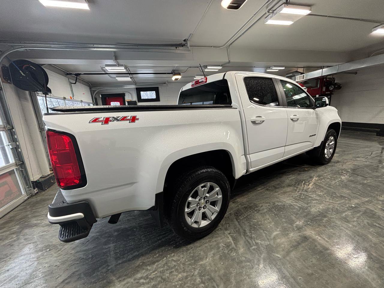 Used 2018 Chevrolet Colorado LT AWD/4WD image 11