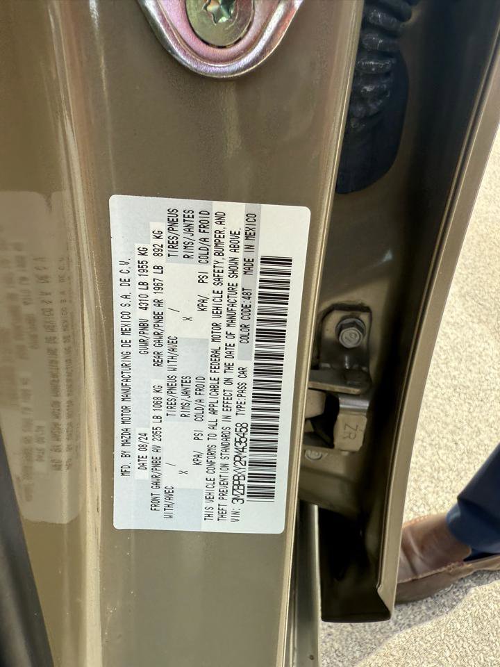 Used 2024 MAZDA MAZDA3 s image 13