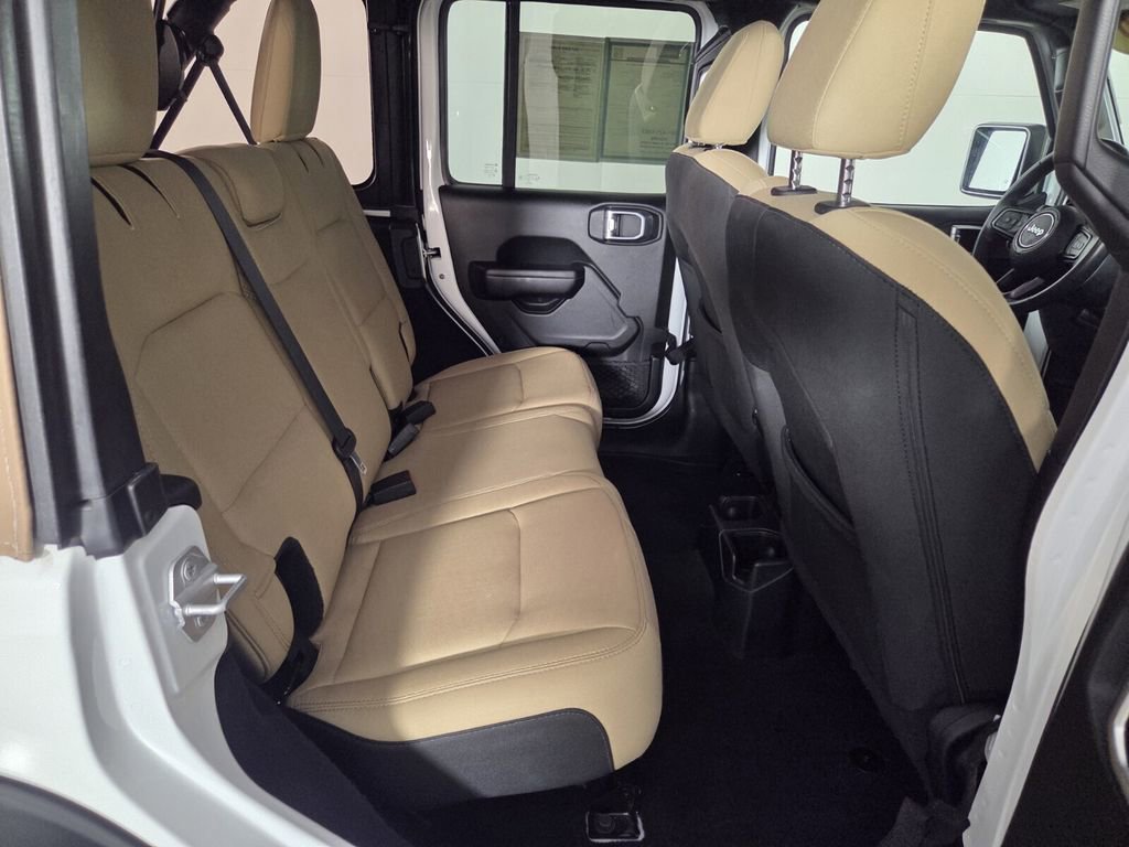 Used 2019 Jeep Wrangler Unlimited Sport S AWD/4WD image 29