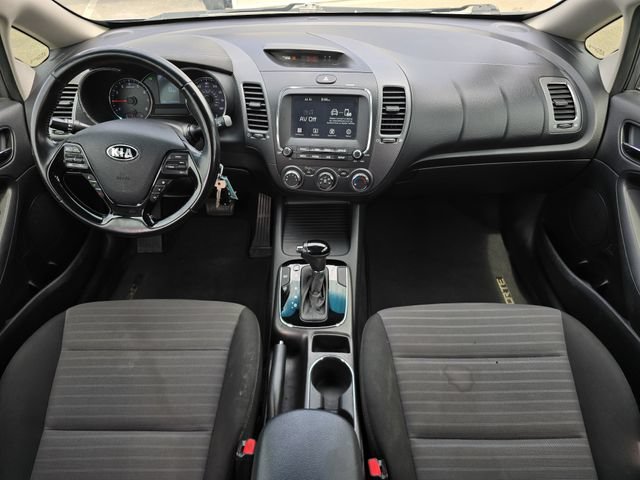 Used 2017 Kia Forte S FWD image 16