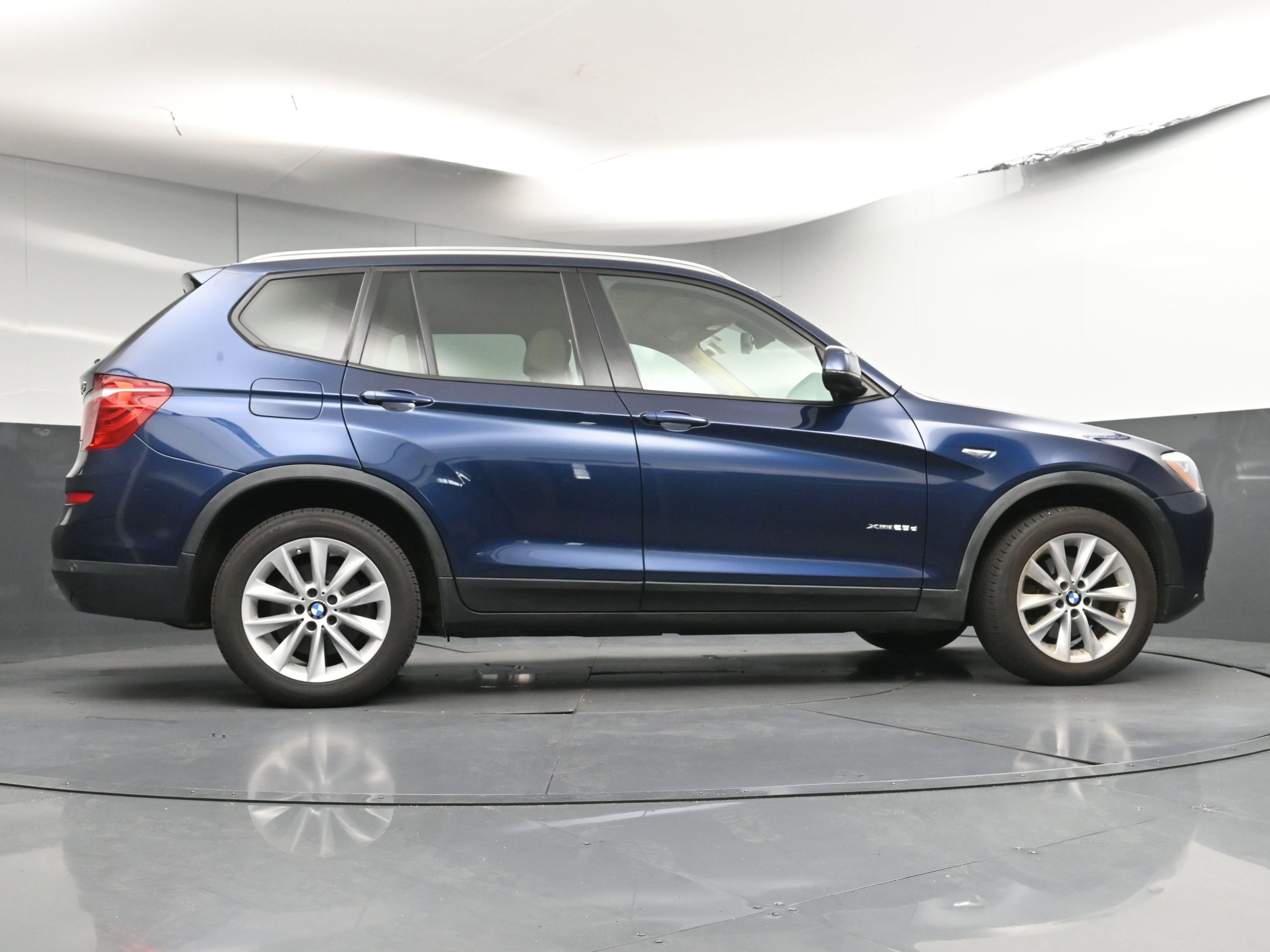 Used 2016 BMW X3 xDrive28d image 34