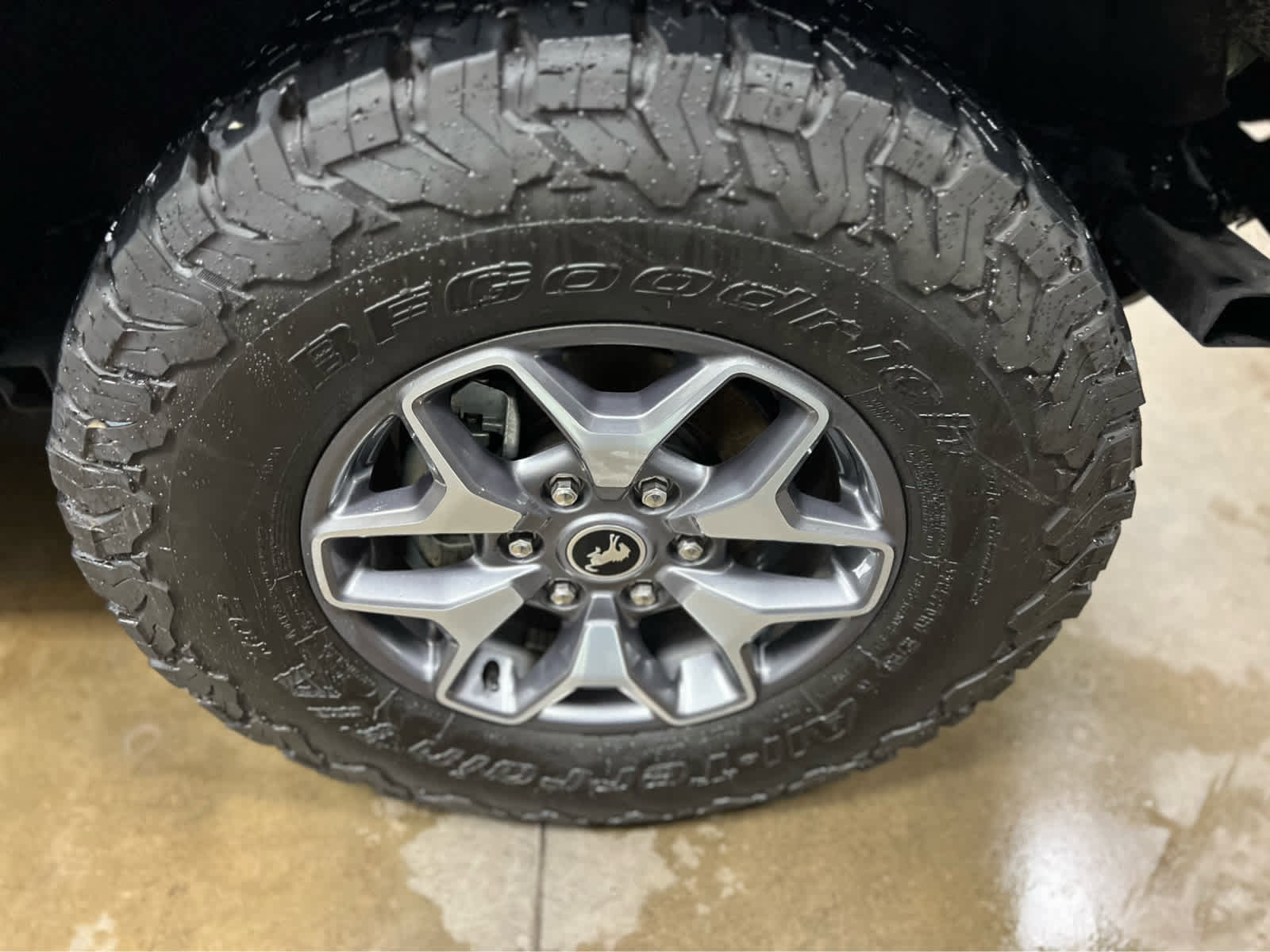 Used 2024 Ford Bronco Badlands image 11