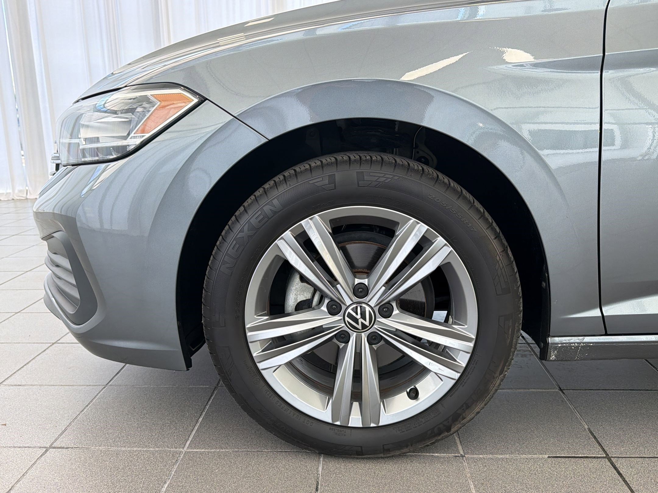 Used 2023 Volkswagen Jetta SE image 12