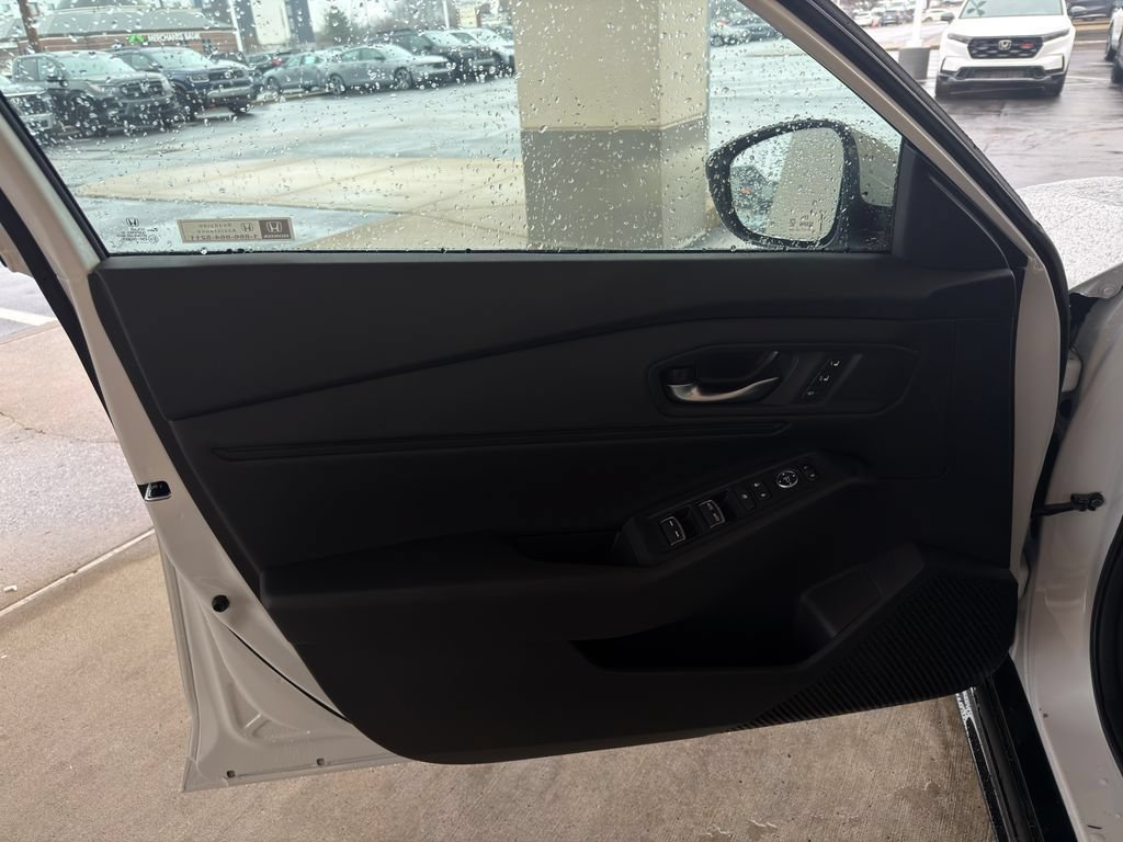 Used 2026 Honda Accord EX-L image 18