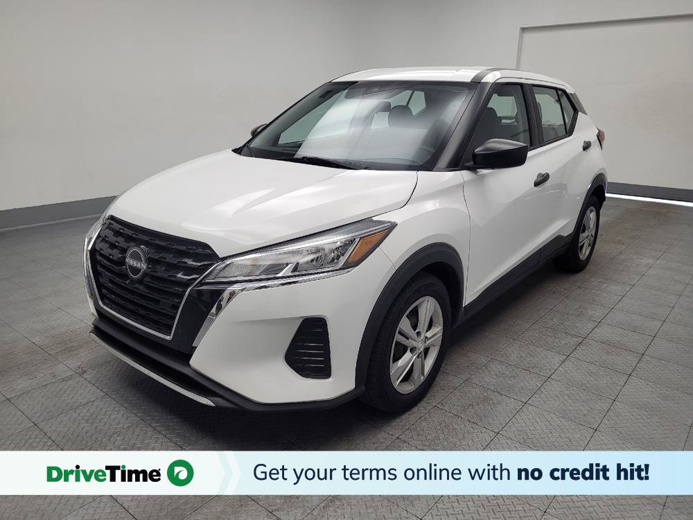 Used 2023 Nissan Kicks S FWD image 1